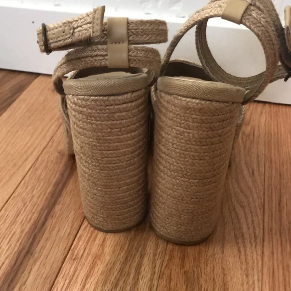 SOLD NEW Jeffrey Campbell✨Yawl Ankle Strap Platform Sandal - Picture 7 of 9